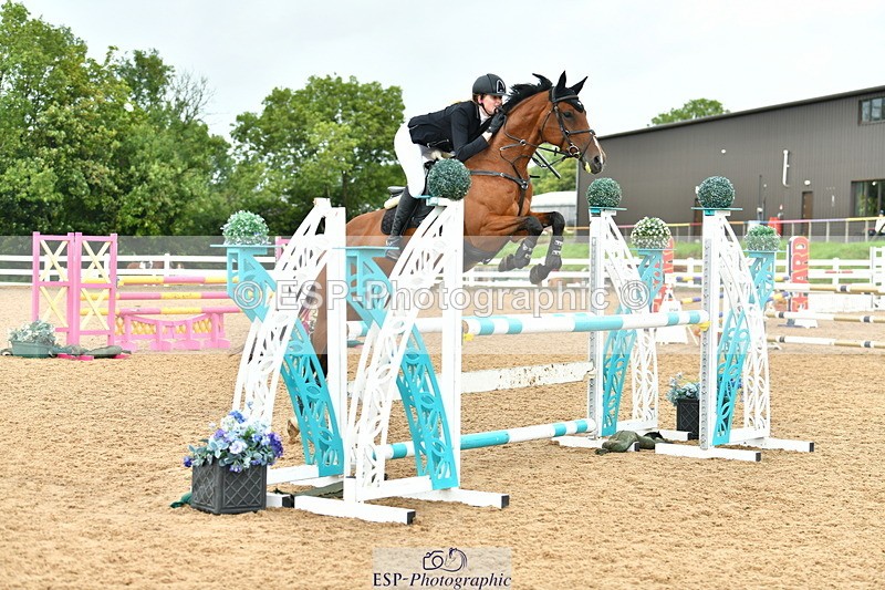 230730A-143743-10402 - Cls 35 1.05m Amateur Quali