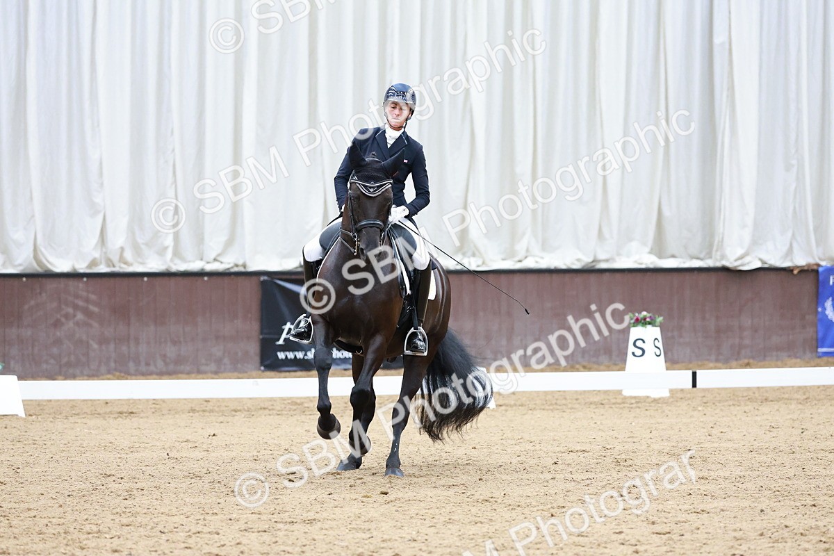 SBM_019172 - Class 12 - FEI PSG - 13.00-13.48