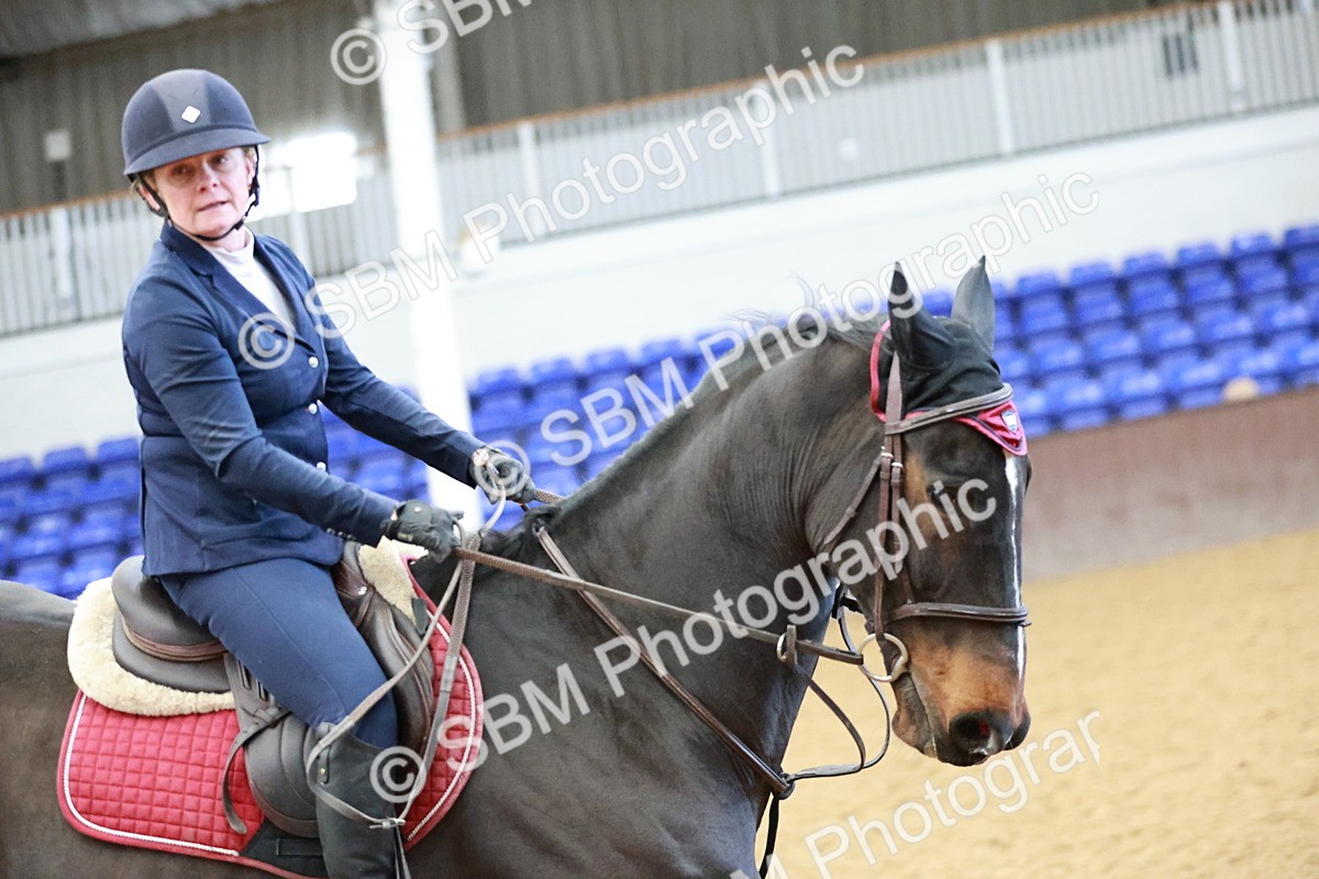 SBM_004029 - Class 11 - Senior Newcomers - 1.10m