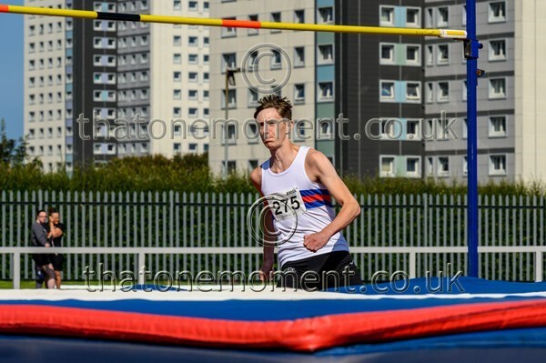 Age25SAT-917132 - Field Male