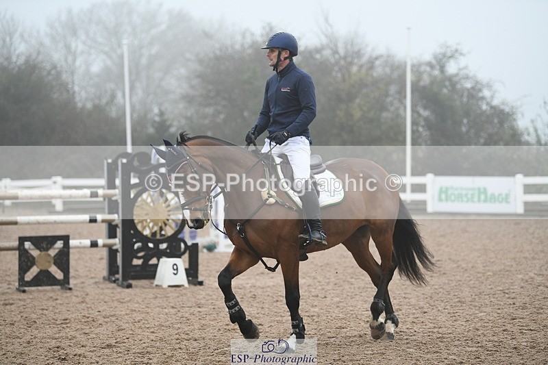 241103A-131157-08181 - SUN Cls 22 Blue Chip Performance Champ Q and Open