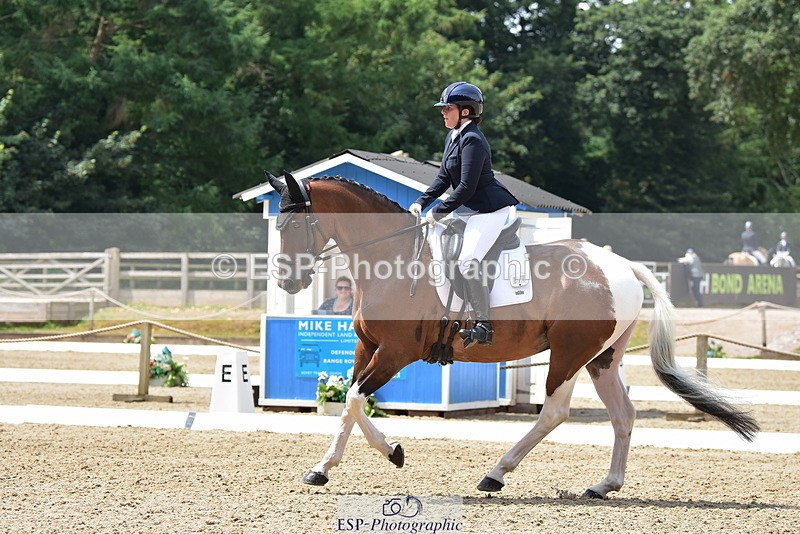 250719A-125028-05751 - 074-Victoria.Hamlyn-White-Langaller.Tarak