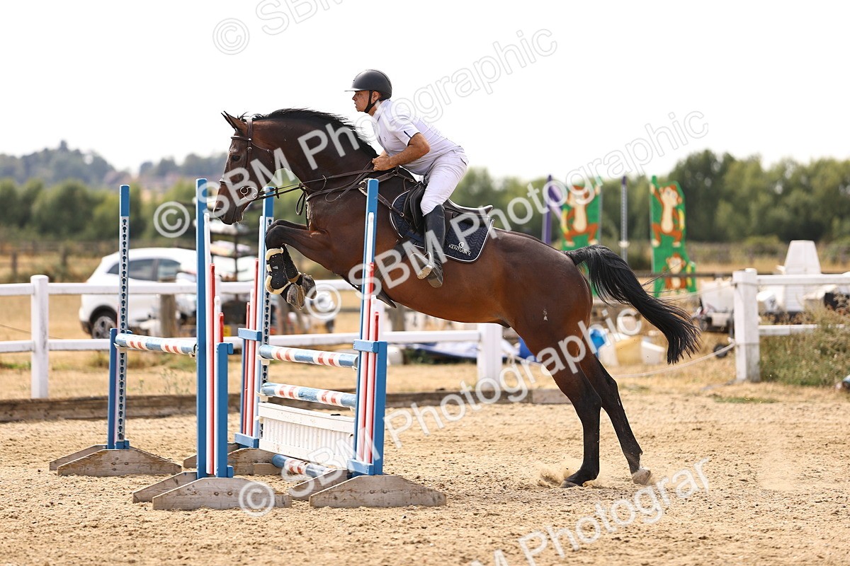 SBM_001155 - Class 4 - Senior Discovery - 1.00m Open