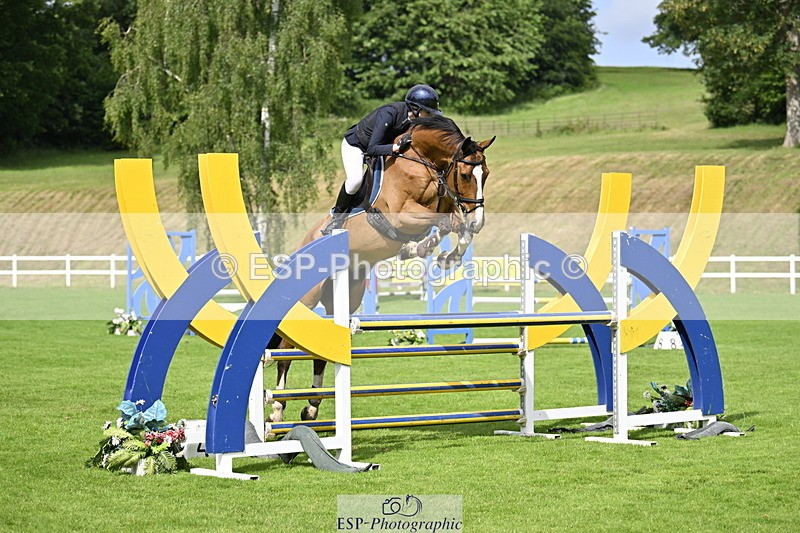 250613A-100239-00244 - Cls 1 Snr Newcomers and 1.10m Open