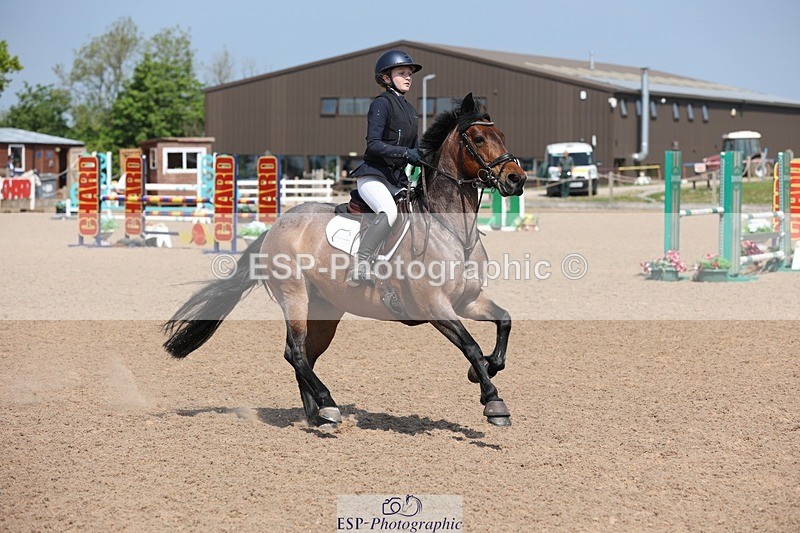 250503-114251-00858 - Cls 8 Pony Newcomers and 1m Open