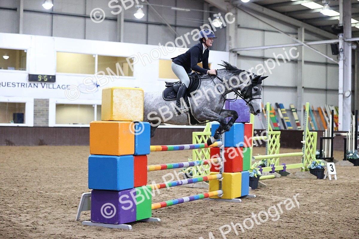 SBM_001881 - Class 4 - Senior Newcomers - 1.10m Open