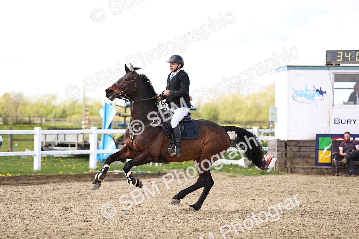SBM_003498 - Class 16 - Senior Discovery - 1.00m