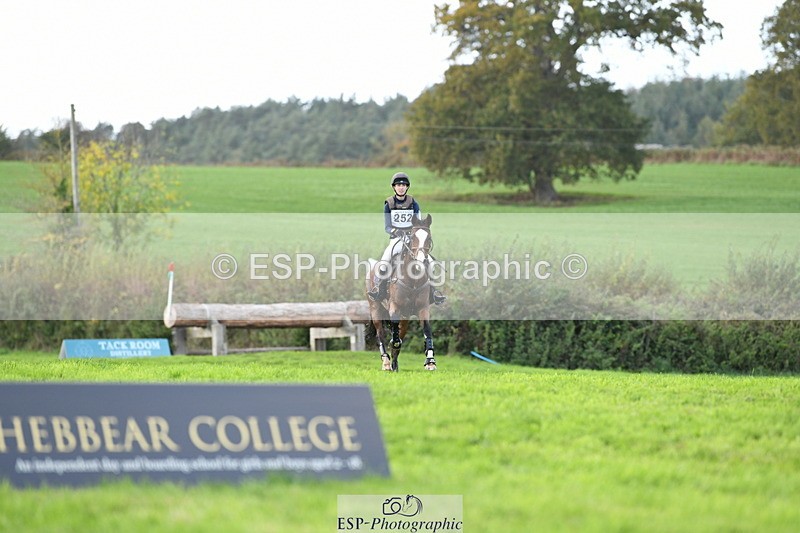 251024A-155029-14902 - C-252-Margaux.Crouail