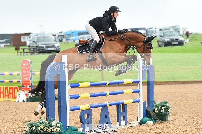 230505A-102928-02921 - Cls 20 Snr Foxhunter