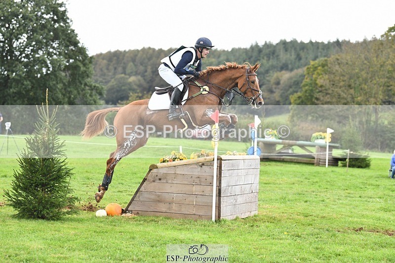 231020-125822-08648 - 069-LUSUELA-Will.Furlong-XC