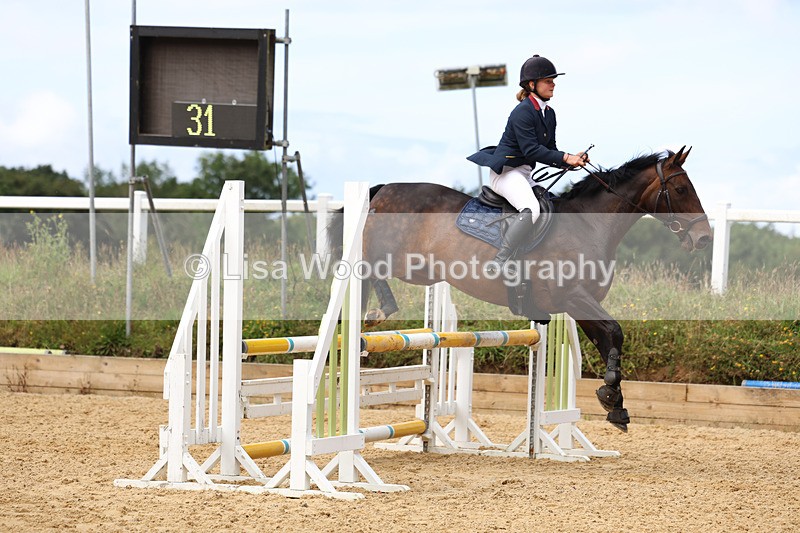 3E7A0165 - Class 9: Senior British Novice/90cm open