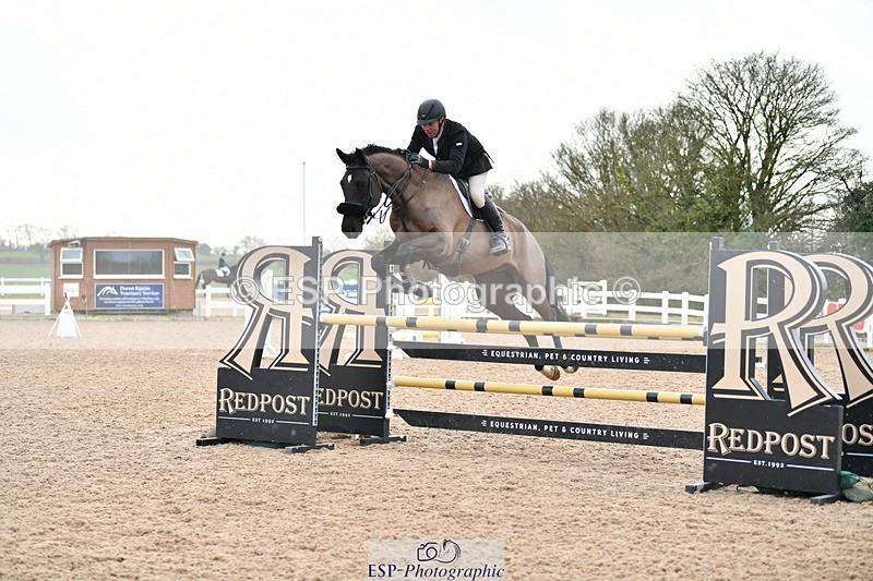 240124A-121837-00408 - Cls 3 Newcomers & 1.10m Open