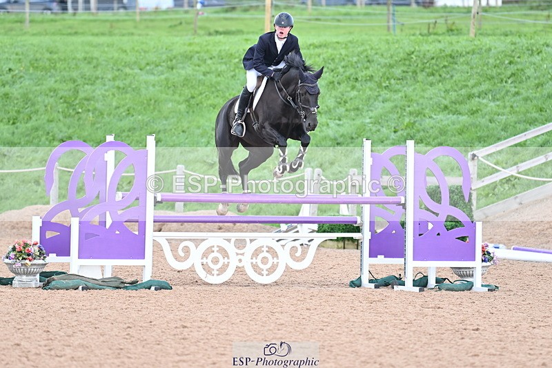 231014A-111457-04332 - Cls 18 Newcomers & 1.10m Open