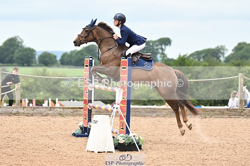 240630A-131745-13638 - Cls 25 HOYS 138cm Qualifier