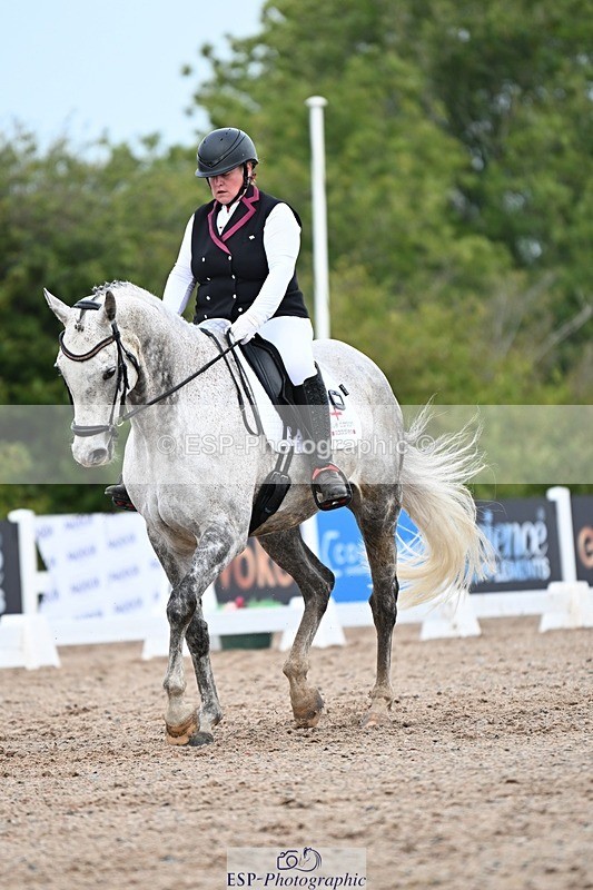 250907-130854-09988 - 071-Emma.ChapmanRoyal.Achiever