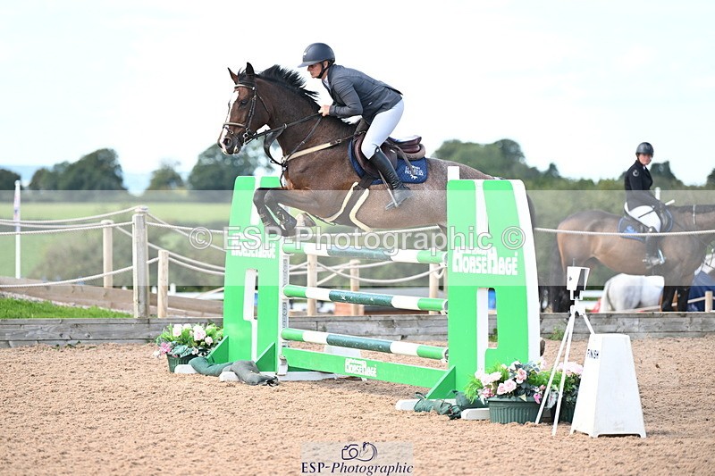 240913A-132938-04552 - Cls 15 Snr Foxhunter