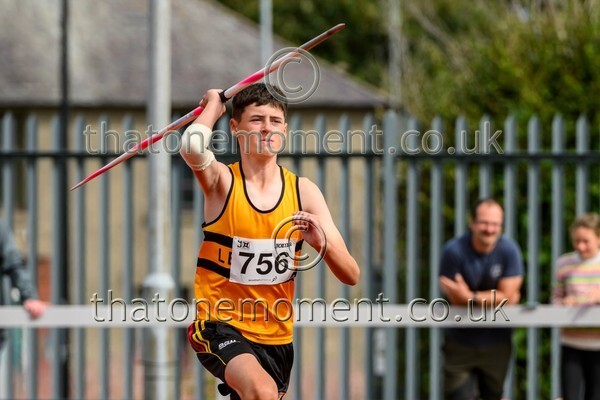 Age25SAT-925742 - Field Male