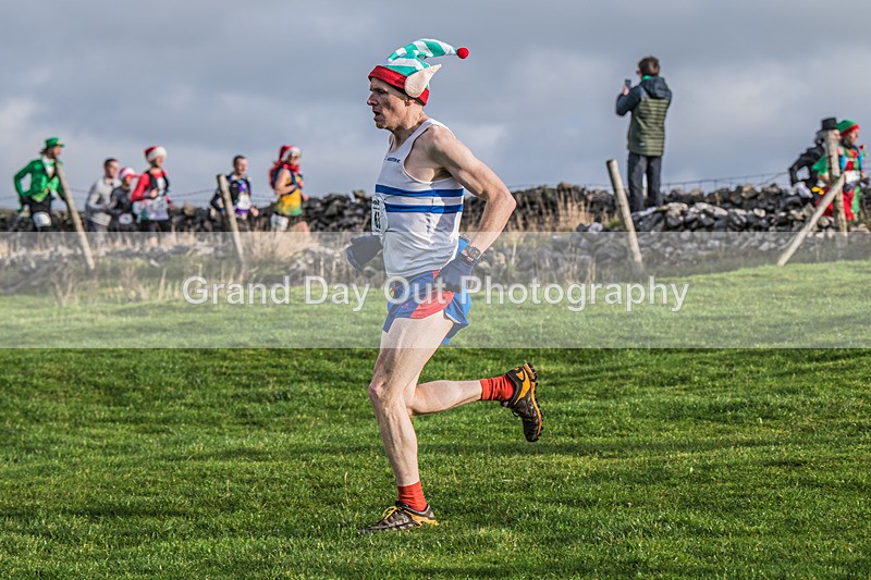 Litton-101 - Litton Christmas Cracker Fell Race (Limestone Series) Sunday 14th December 2025
