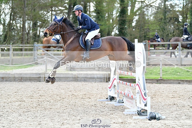 240324-124016-02626 - Cls 9 Snr 1.05m Open