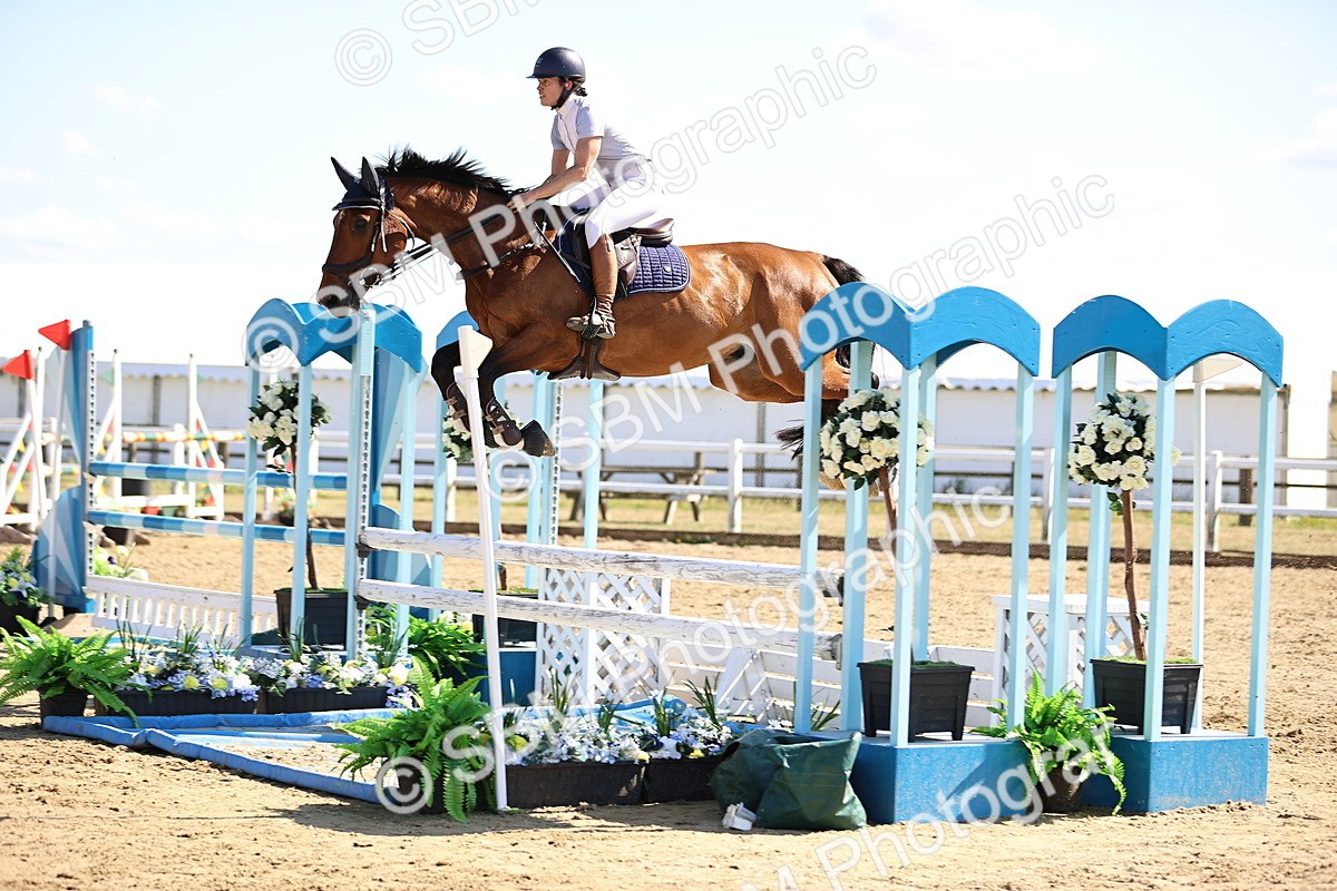 SBM_015596 - Class 16 - Senior foxhunter - 1.20m Open