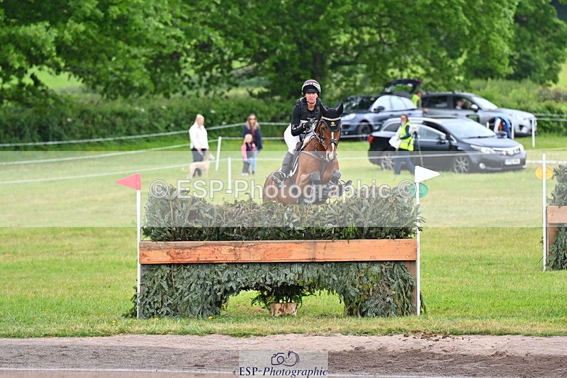 250524A-123704-10622 - B-352-Samantha.Lissington-MALIBU.TS