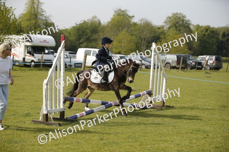 20260426-1096 - Class 1 - Mini Jumping - Lead rein or Assisted