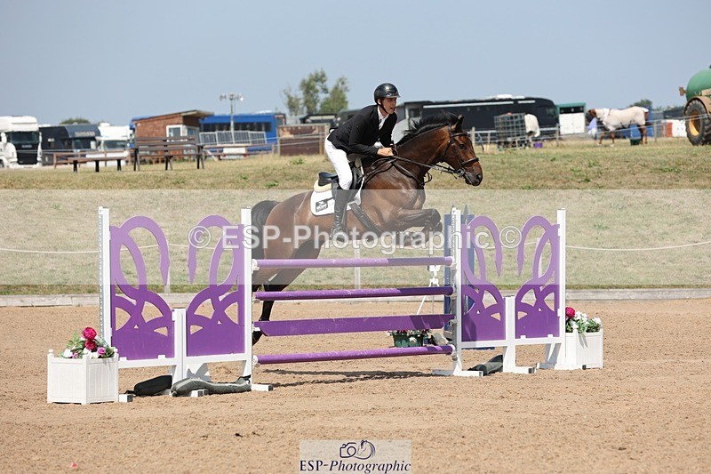 250725-141144-03193 - Cls 3 Snr Foxhunter