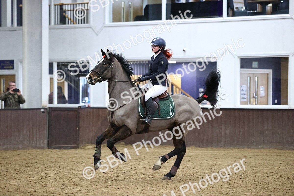 SBM_2256 - Class 8 - Nupafeed Supplements Senior Discovery/ 1m Open