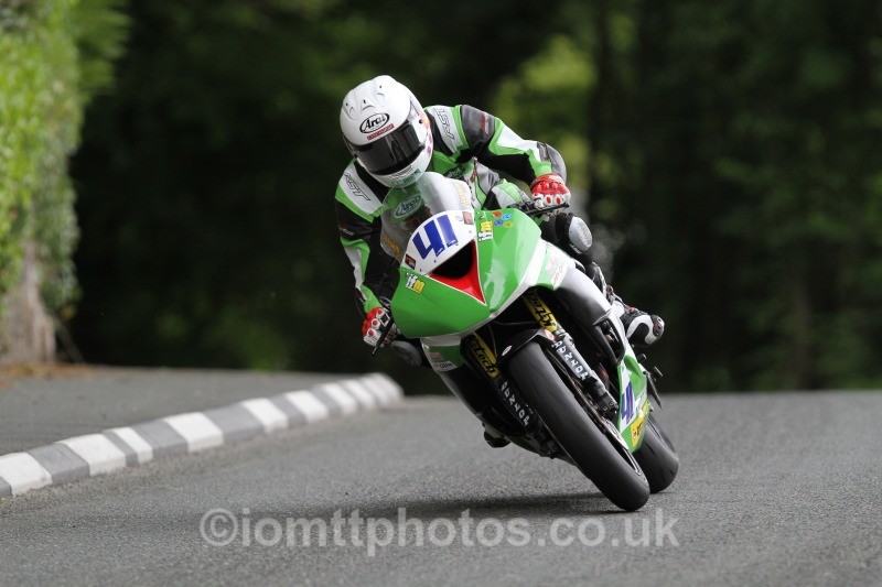 Kiaran Hankin Kawasaki / Khhire - Monster Energy Supersport Race 1