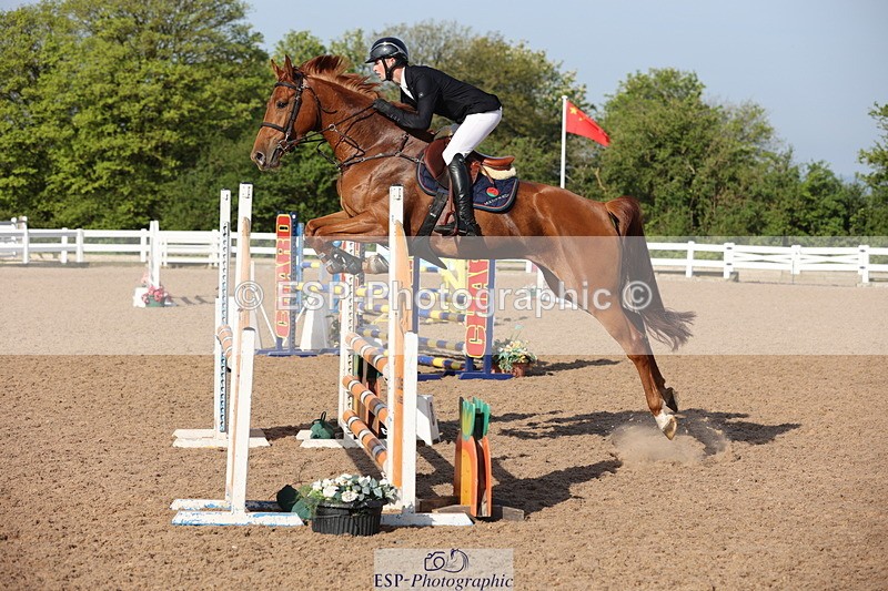 240510A-083519-04312 - Cls 13 British Novice and 90cm Open