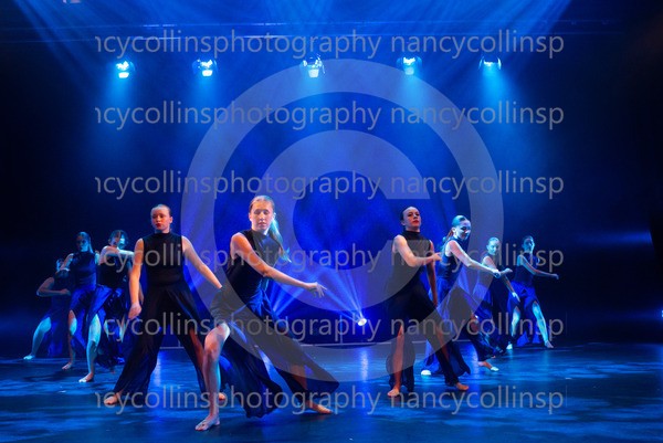 01557 - Young and Beautiful