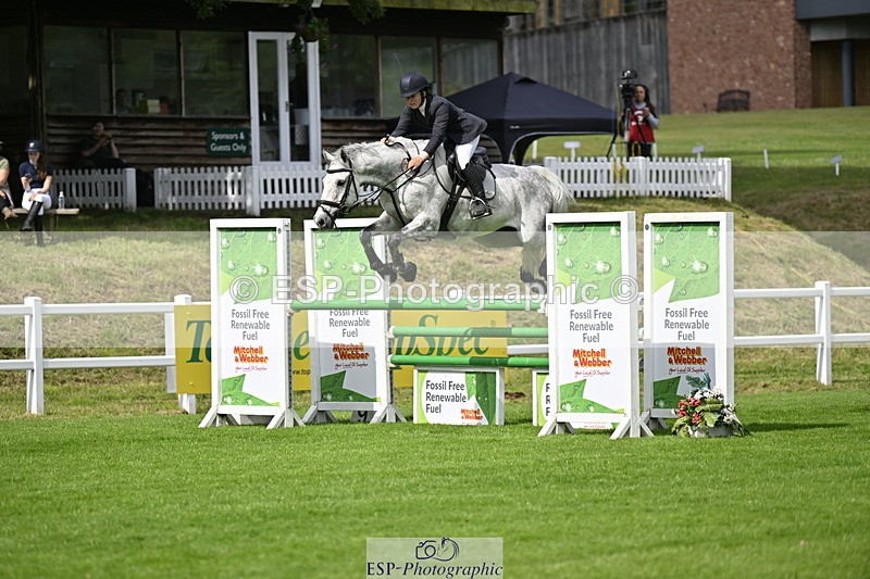 250613A-100121-00236 - Cls 1 Snr Newcomers and 1.10m Open