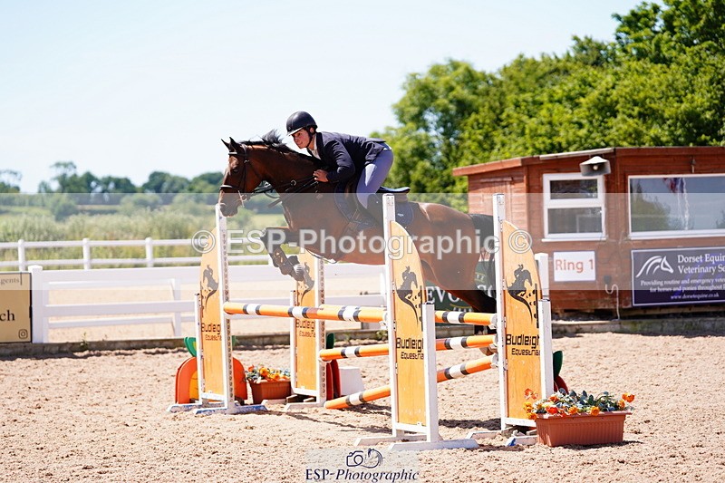 240629A-121110-05230 - Cls 18 Newcomers and 1m Open