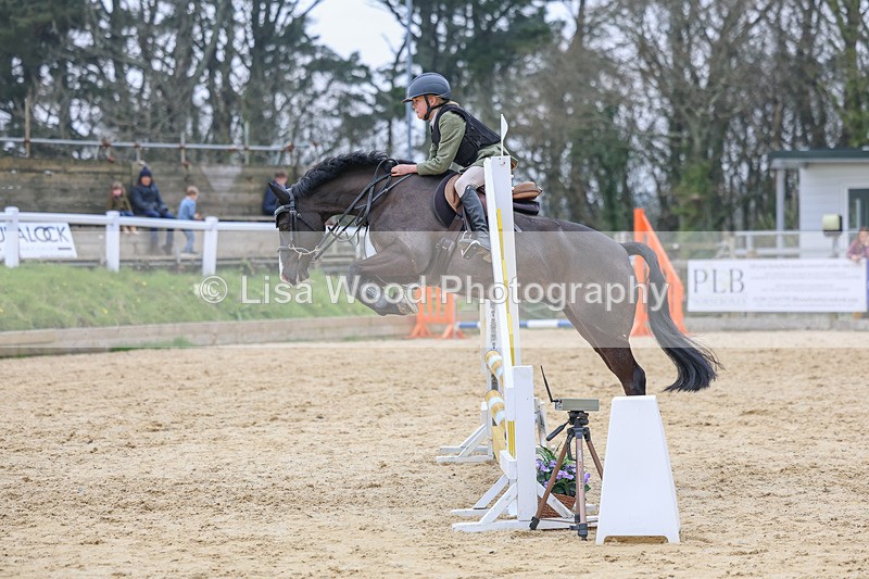 3E7A8203 - Class 11: Junior 70cm