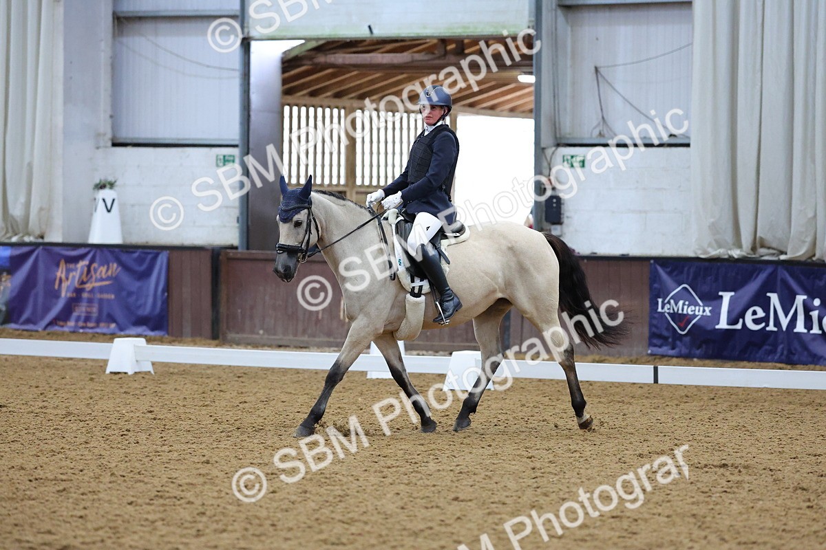 SBM_000314 - Class 2 - Intro 3 Championship - 8.51-9.47