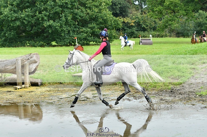 230817-132221-00951 - Theo's 1st Group - XC