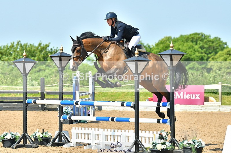 230609A-103510-00121 - Cls 1 Snr 1.05m & 1.10m Open