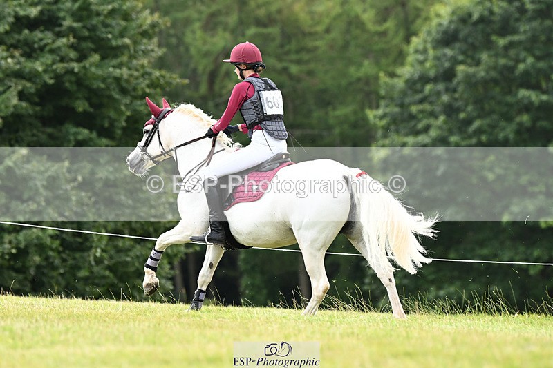 240825X-115034-32141 - 70cm XC 11.00 to 12.00