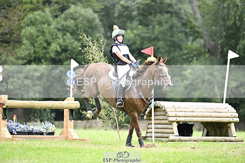 240804-132229-14021 - 507-Darci_Barron-BERNARD_BLACK