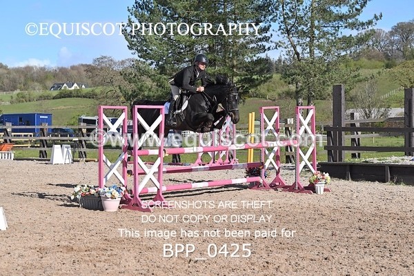 BPP_0425 - CLASS 22 SUN Senior Newcomers/ 1.10m Open