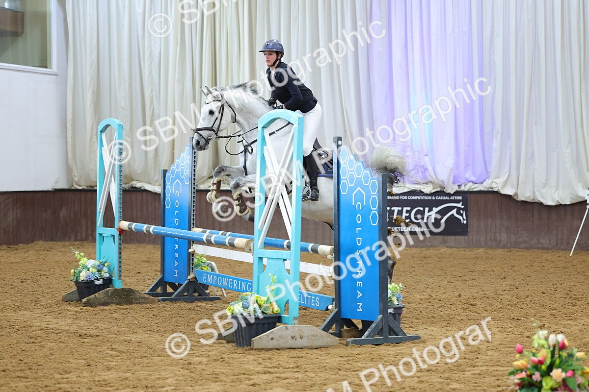 SBM_010097 - Class 21 - Nupafeed Supplements Senior Discovery/ 1m Open - First Round (1.00m)