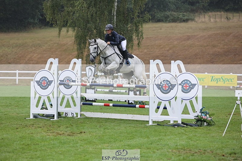 250830A-140205-06862 - Cls 16 Snr Newcomers and 1.10m Open