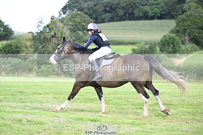 240825X-110315-32433 - 70cm XC 11.00 to 12.00