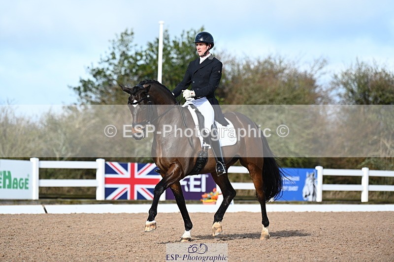 240218A-114122-06431 - 167-Mark.Forrest-Fidel.Von.Singng