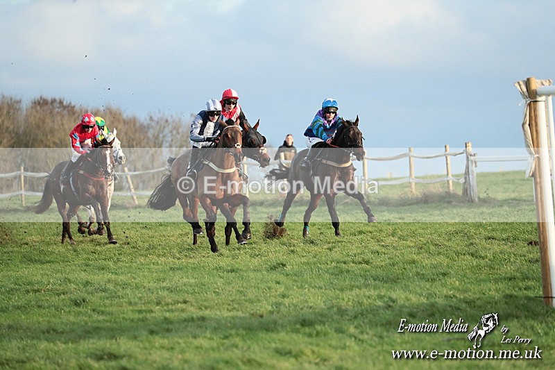 PtP 141225  2344 - New Forest Hounds PtP Larkhill 14/12/25