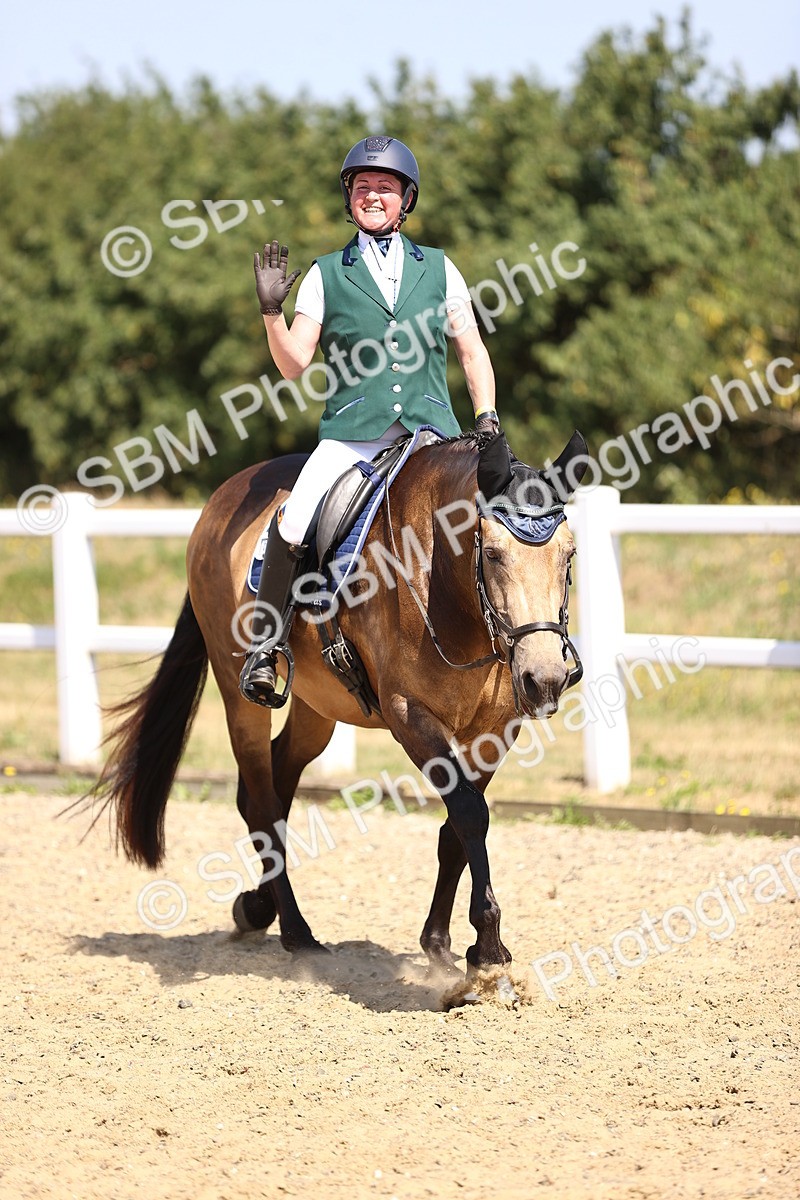 SBM_009508 - Novice 5 - 9.50-10.53