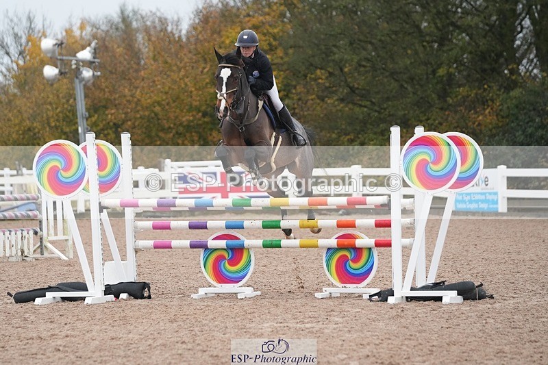 251107-125122-00803 - Cls 5 Newcomers and 1.10m Open