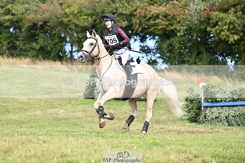 250831-144253-10969 - O-705-Imogen.Knight