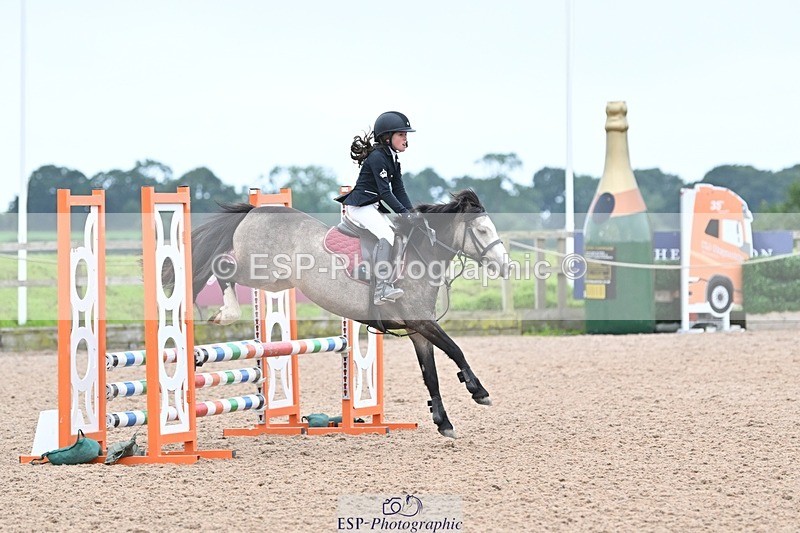 240813-183347-00692 - Classes 5 A&B & 6 80cm