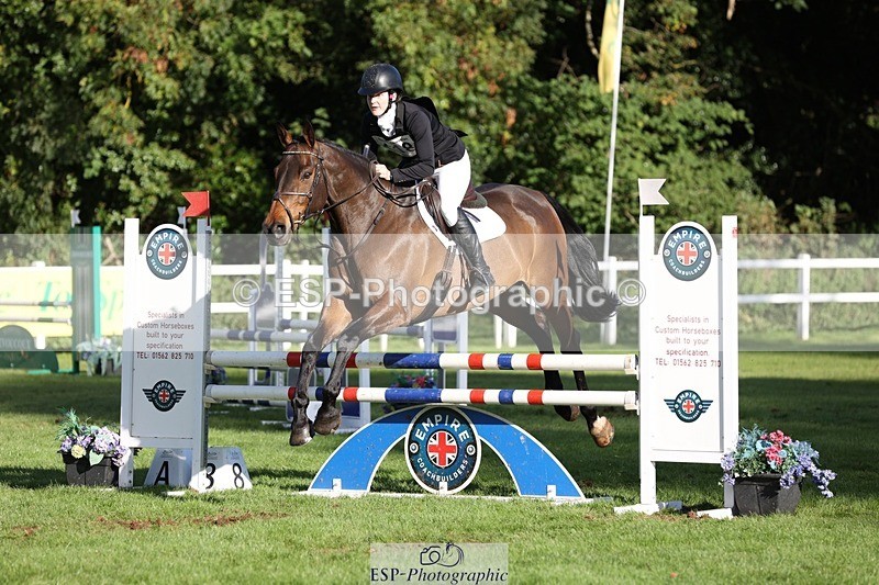 231022-151011-29654 - 418-PENHILL.REX-Lesley.Mitton-TrotUp+SJ